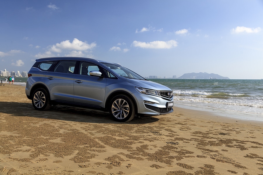 The Difference Between Cargo, Passenger, & Minivan Rentals